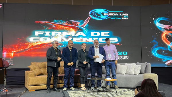 CCHIA suscribe importantes convenios